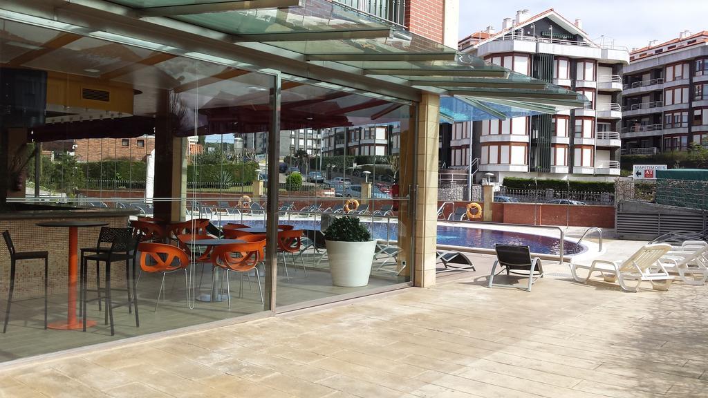 Hotel Maritimo Ris Con Garaje โนฮา ภายนอก รูปภาพ